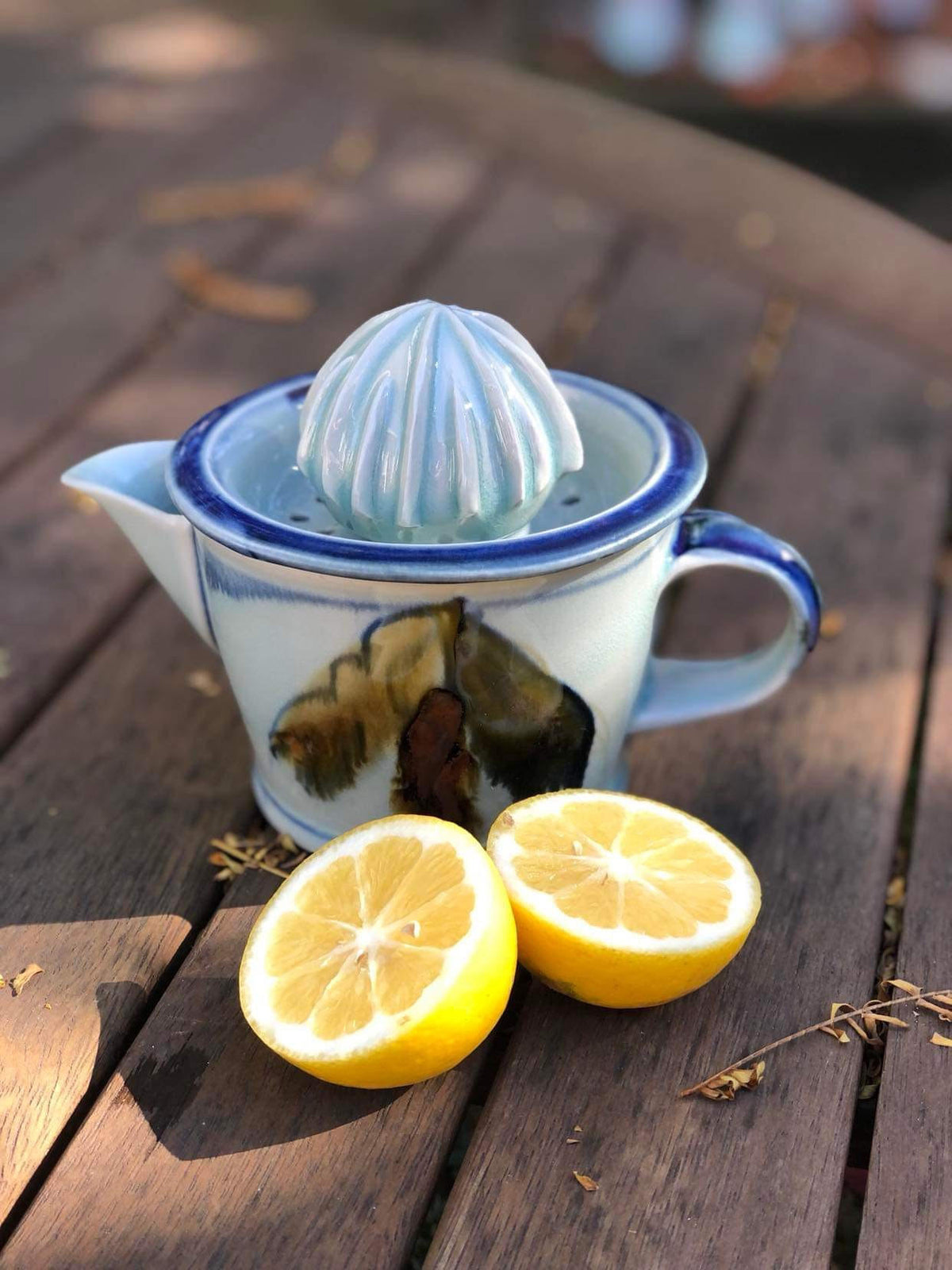 Hanjiki Half Porcelain Clay  Sample Juicer Photo